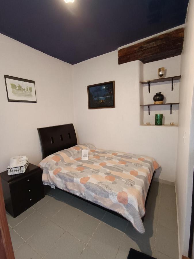Casa Petirrojo - Habitaciones En 파츠쿠아로 외부 사진