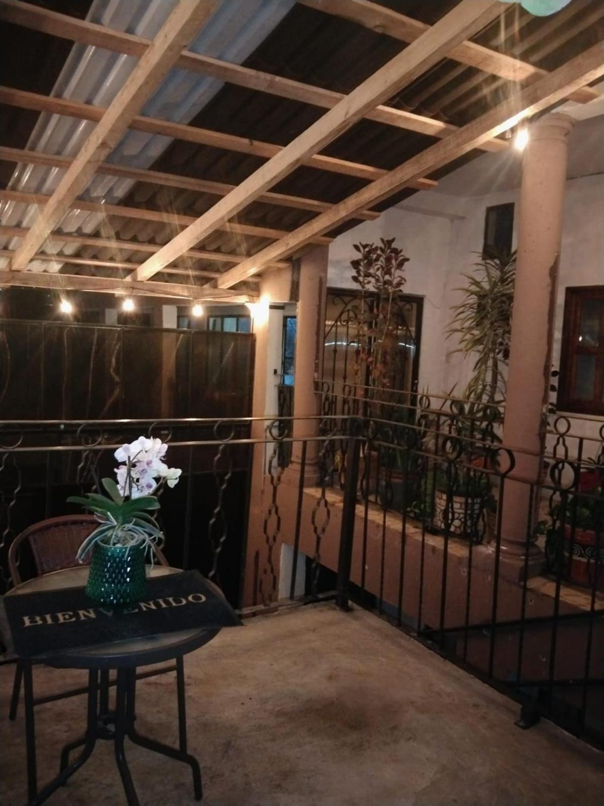 Casa Petirrojo - Habitaciones En 파츠쿠아로 외부 사진