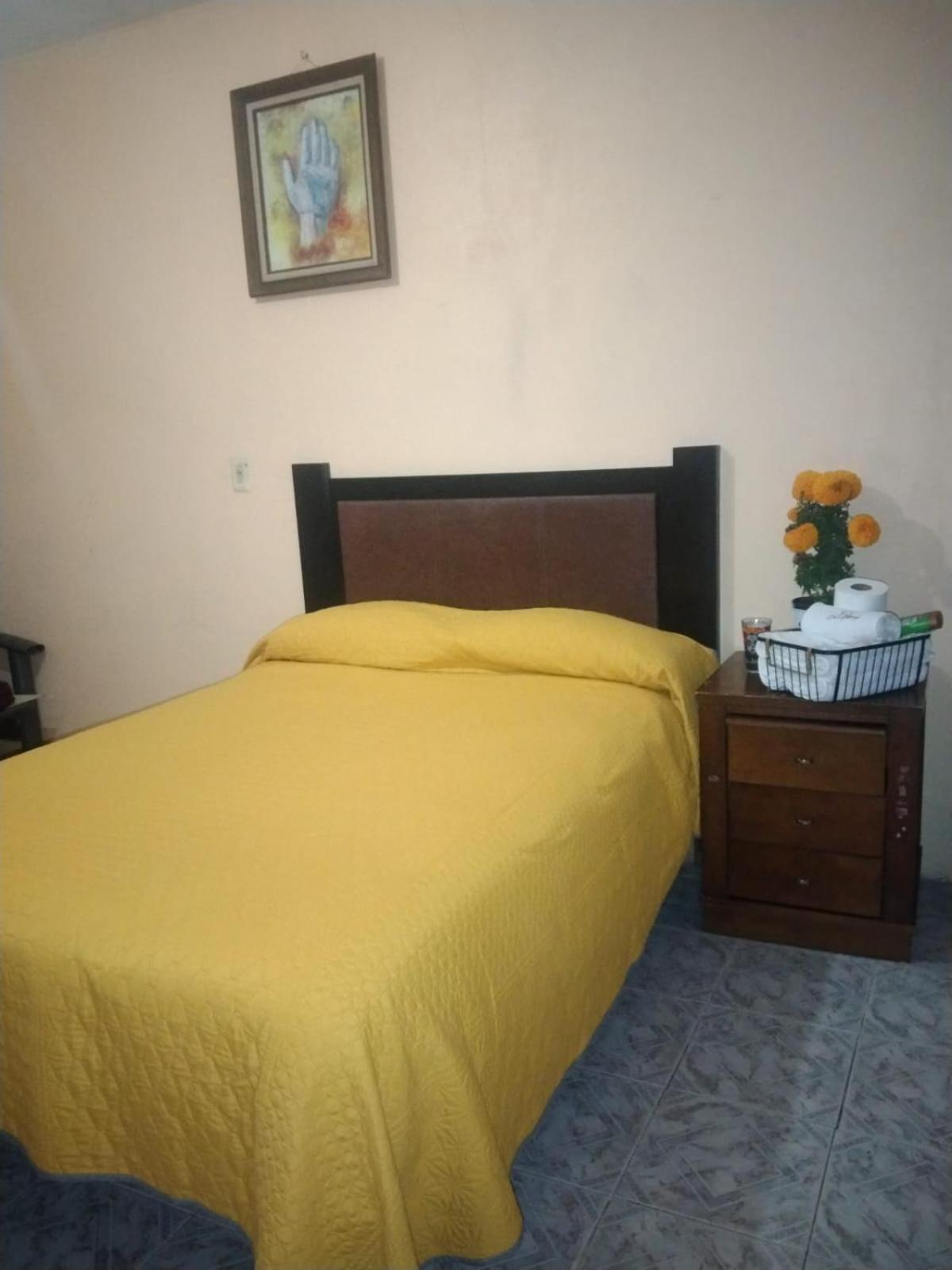 Casa Petirrojo - Habitaciones En 파츠쿠아로 외부 사진